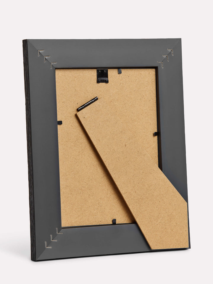 5x7-inch Rustic Frame, Black - Back view